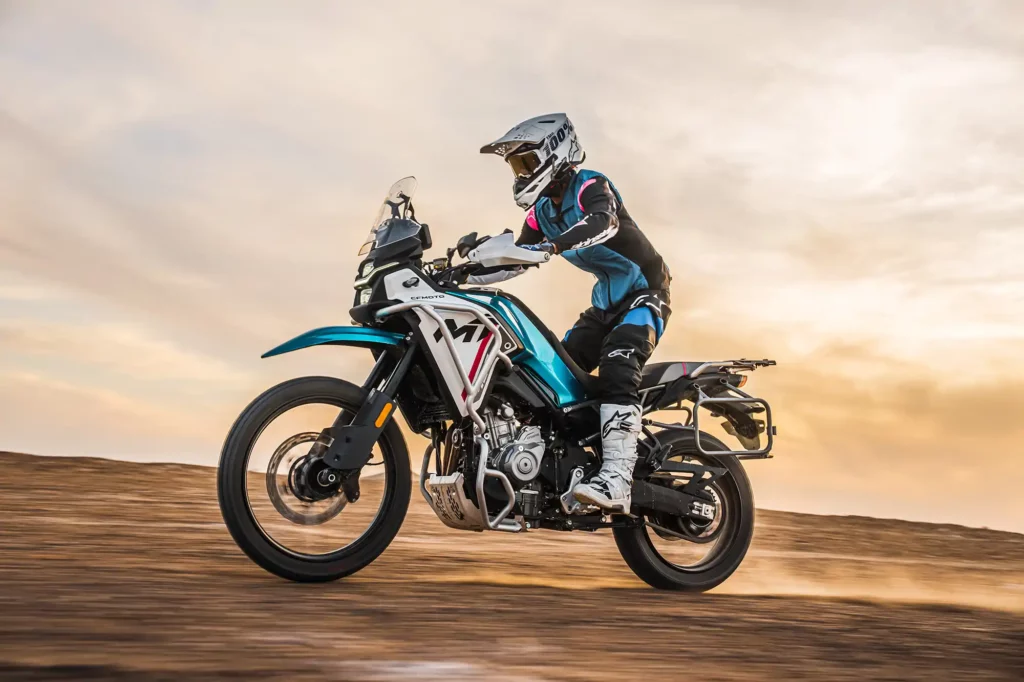 CFMoto 450 MT