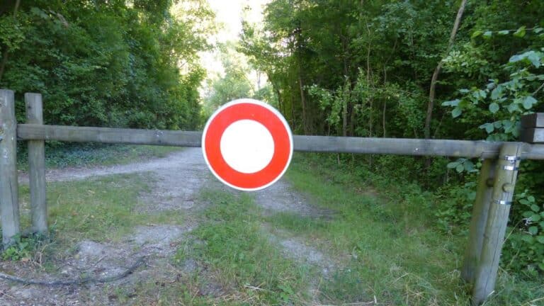 où rouler à moto en tout terrain en france sans se tromper 